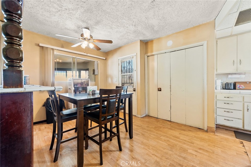 207 Los Angeles Avenue