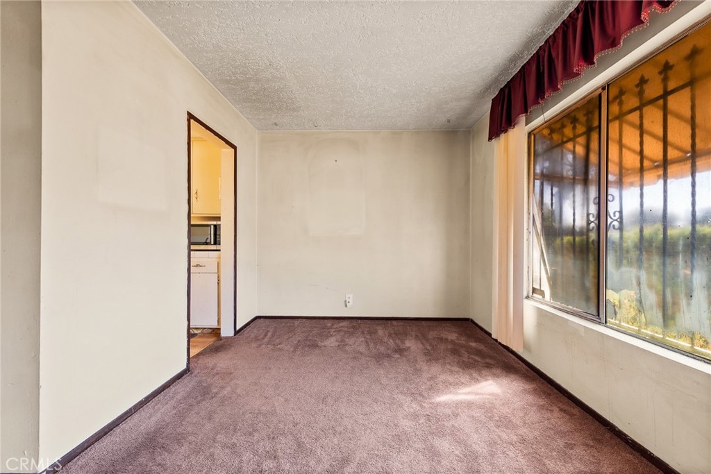 207 Los Angeles Avenue