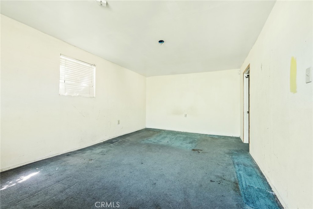 207 Los Angeles Avenue