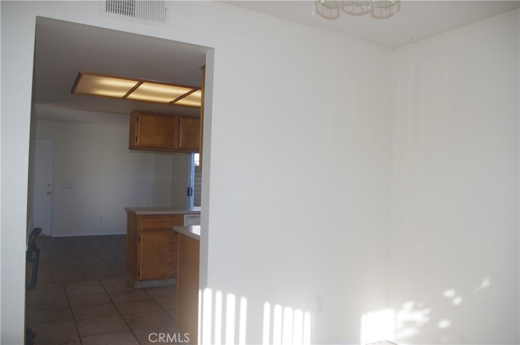 421 S Flower Avenue A