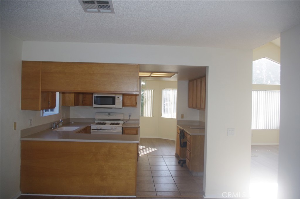 421 S Flower Avenue A