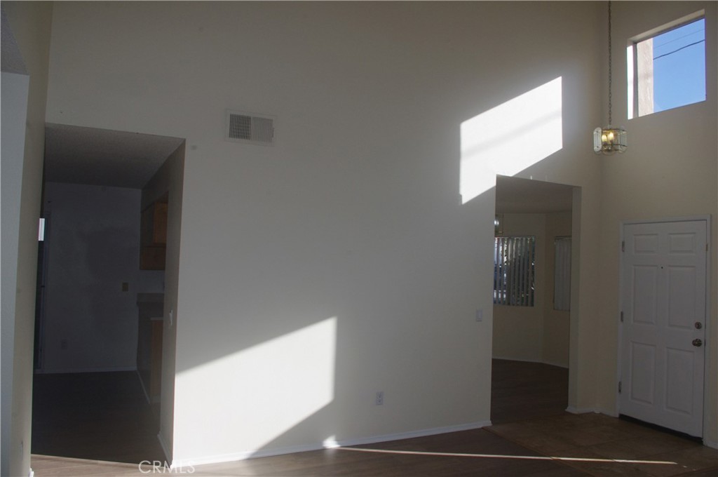 421 S Flower Avenue A