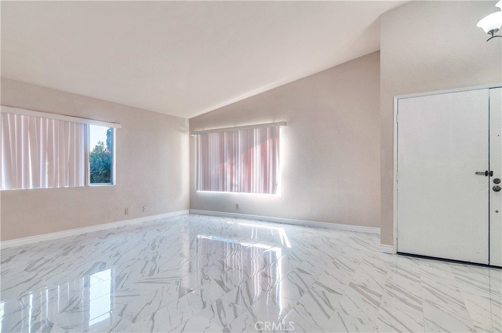 1612 Kiowa Crest Drive