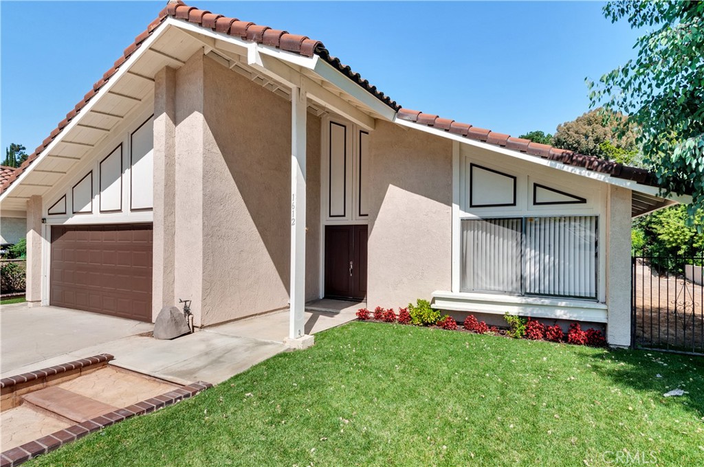 1612 Kiowa Crest Drive