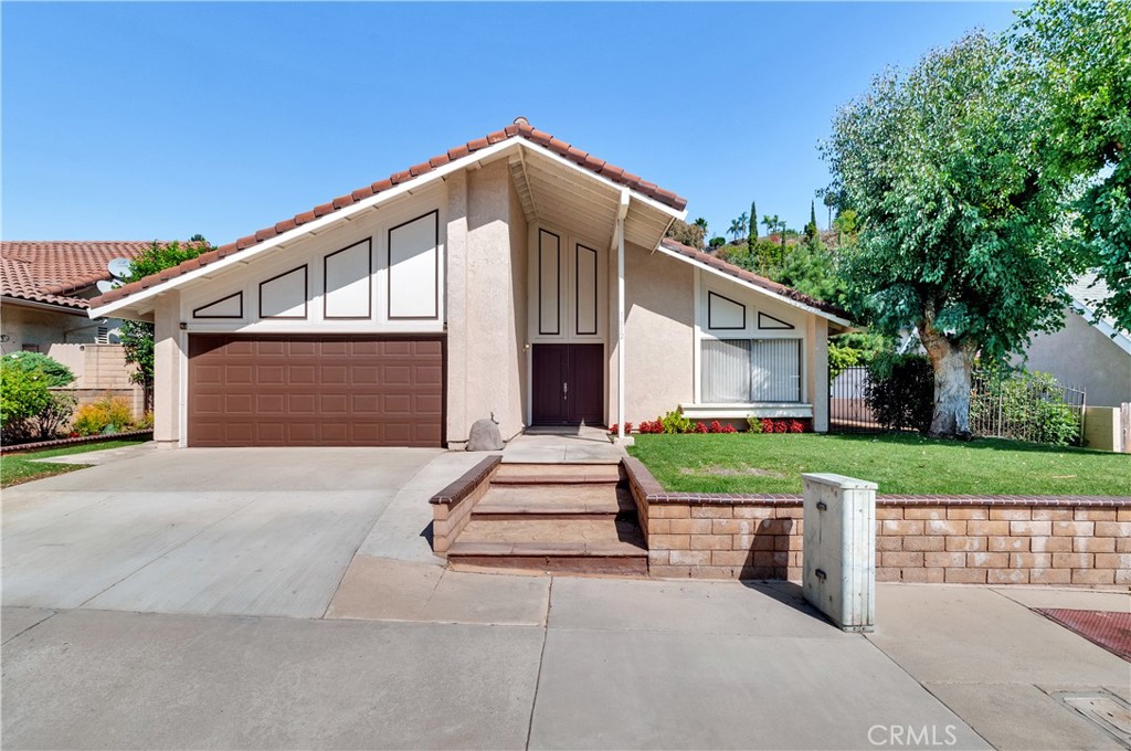 1612 Kiowa Crest Drive