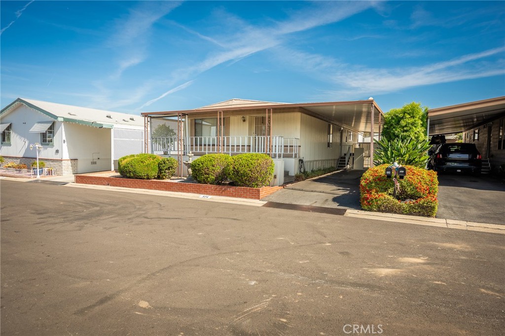 4095 Fruit Street 324