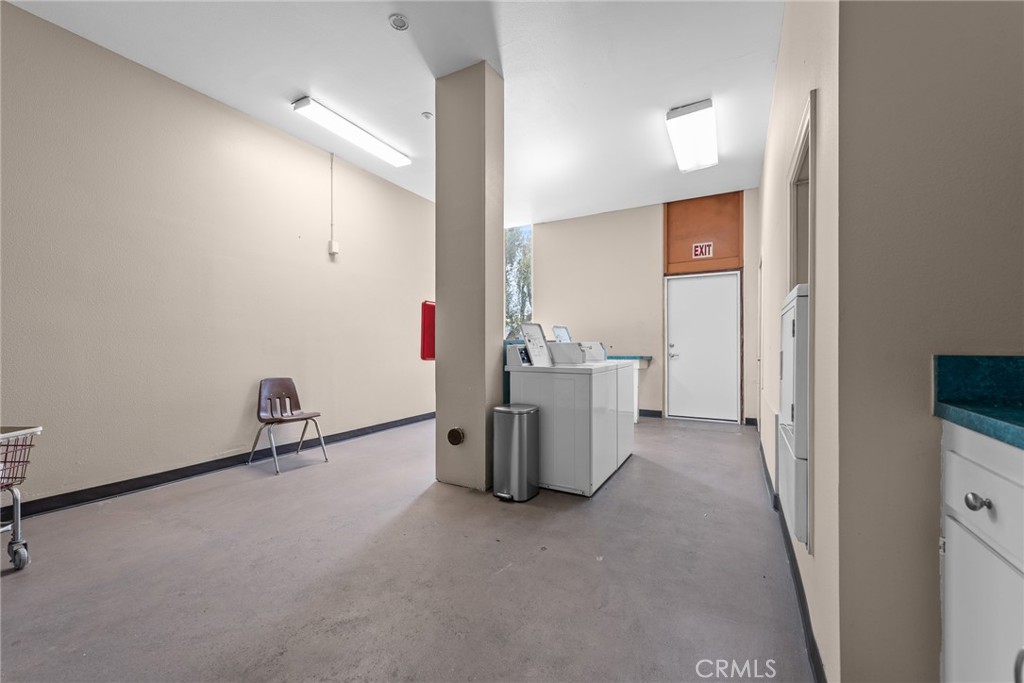 4095 Fruit Street 324