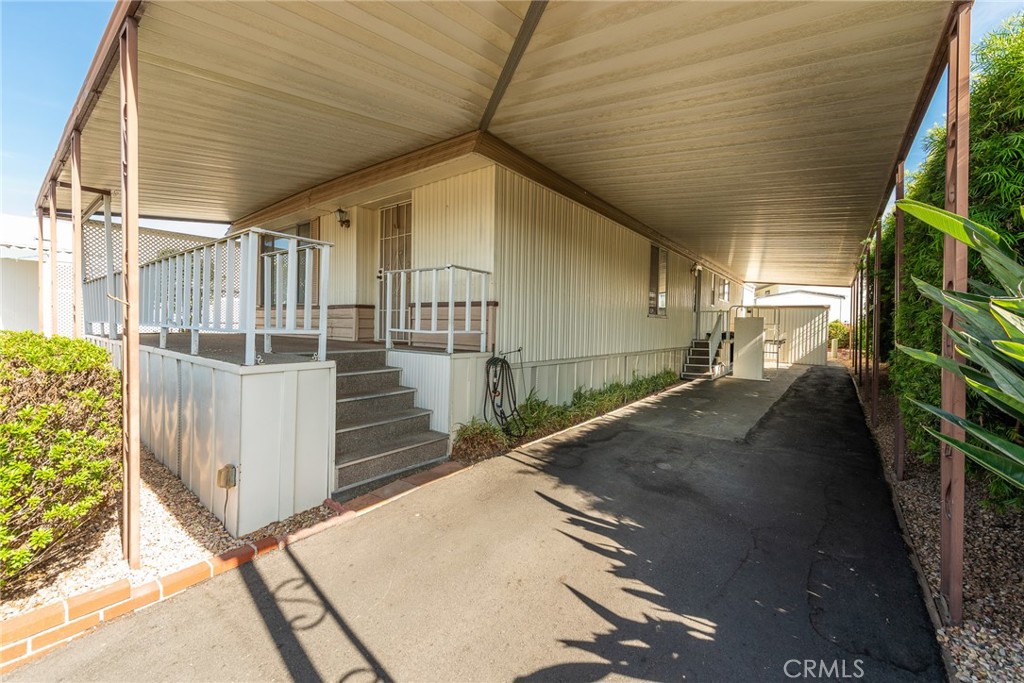 4095 Fruit Street 324