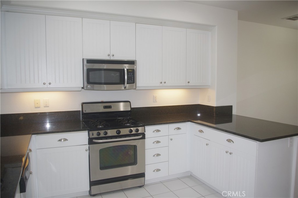 755 Harbor Cliff Way 110