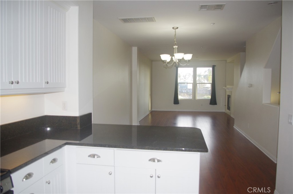 755 Harbor Cliff Way 110