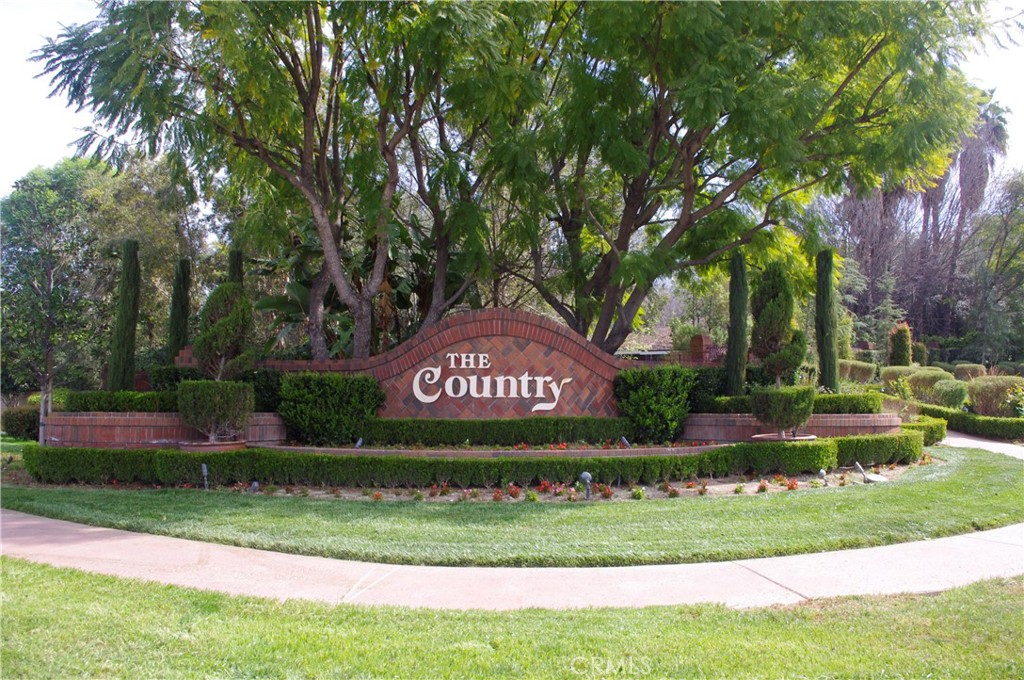 1729 Derringer Lane