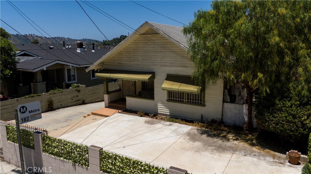 3621 Griffin Avenue