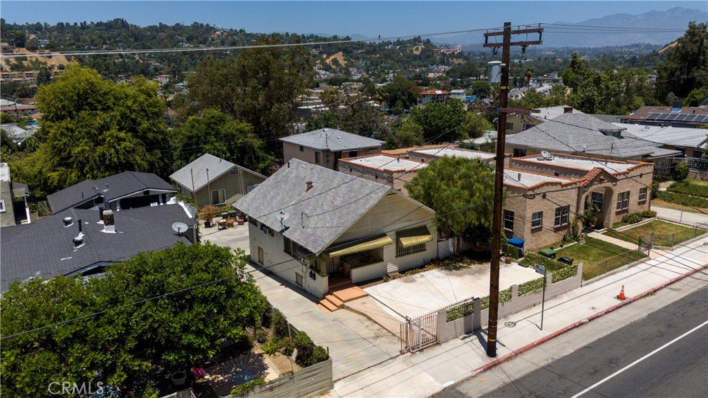 3621 Griffin Avenue