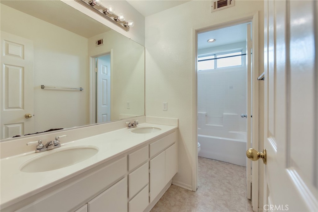 13333 Goldenhorn Drive