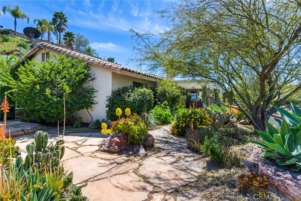 21798 Ridgedale Drive