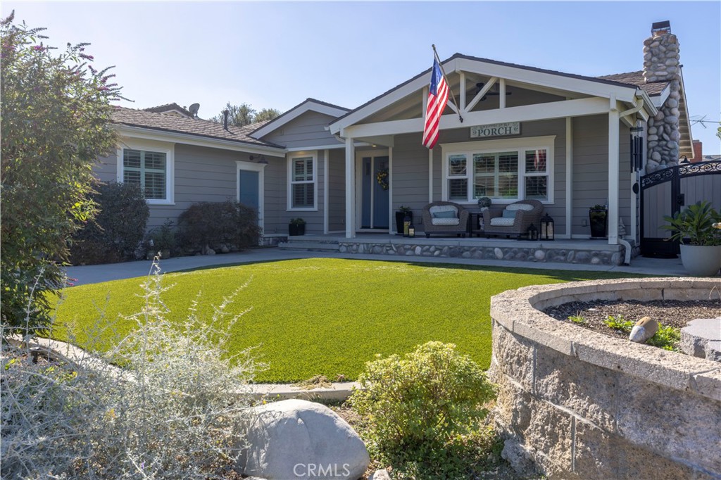 305 N Prospectors Road