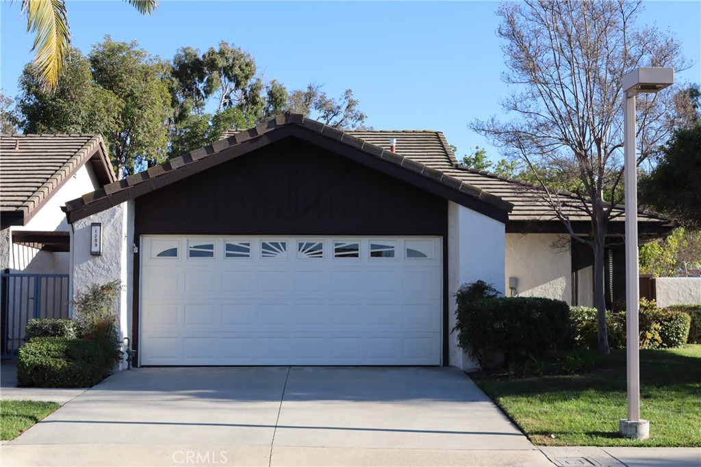 1299 N Diamond Bar Boulevard