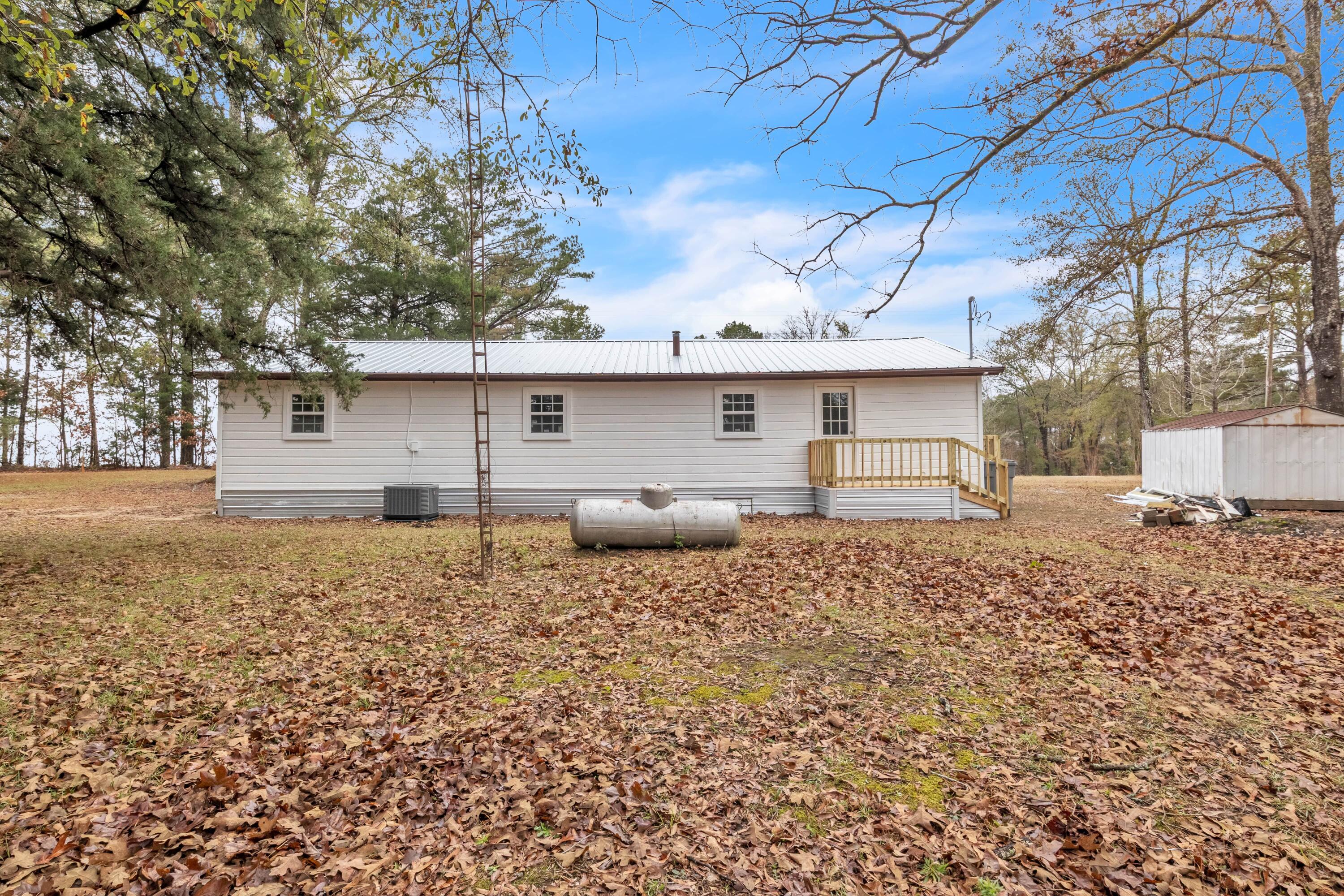 4045 Craig Springs Rd