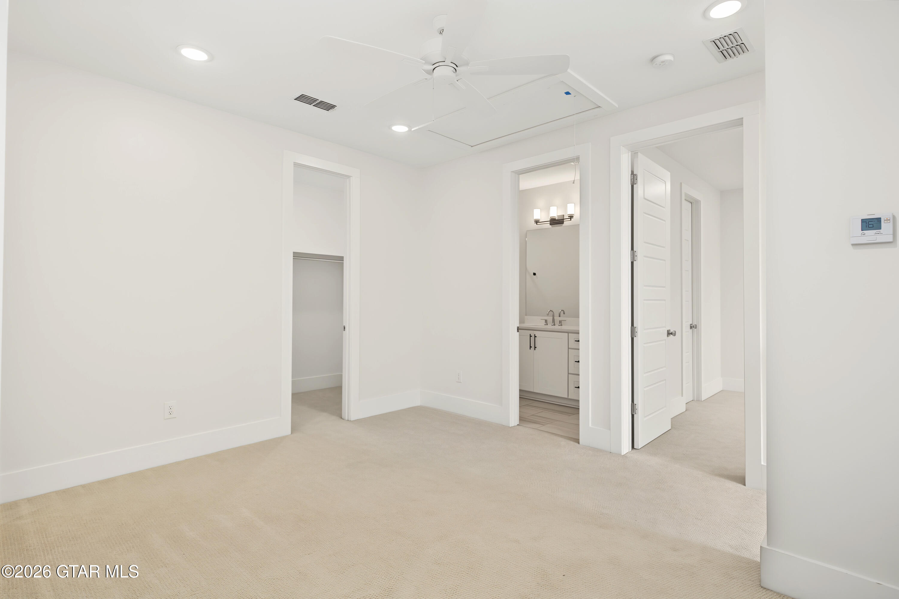 145 Sandthorne Way