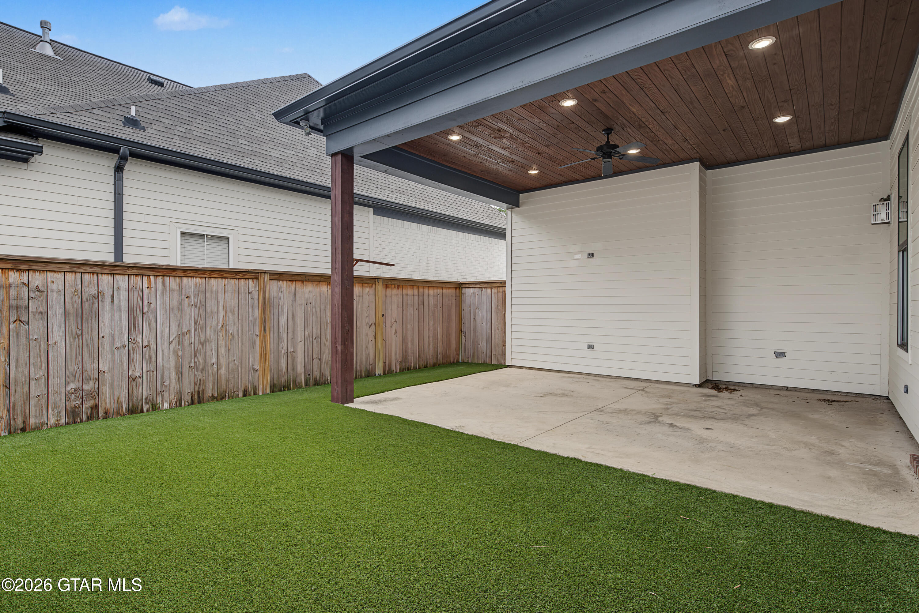 145 Sandthorne Way