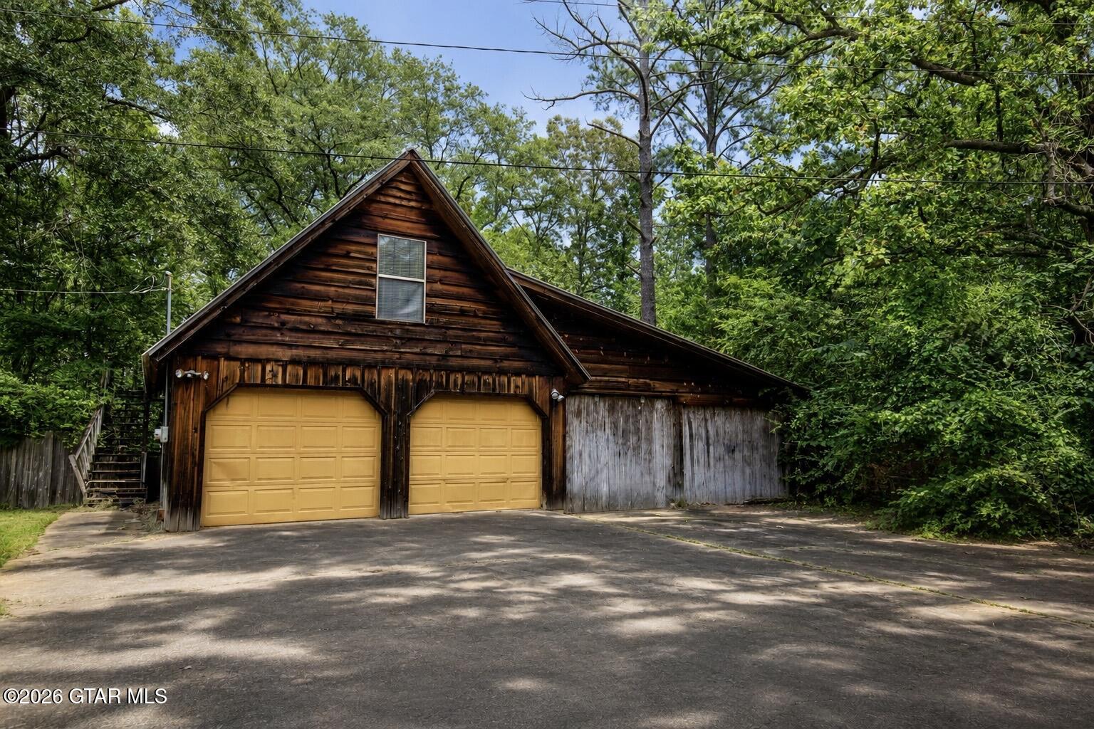 373 S Smith Mill Road