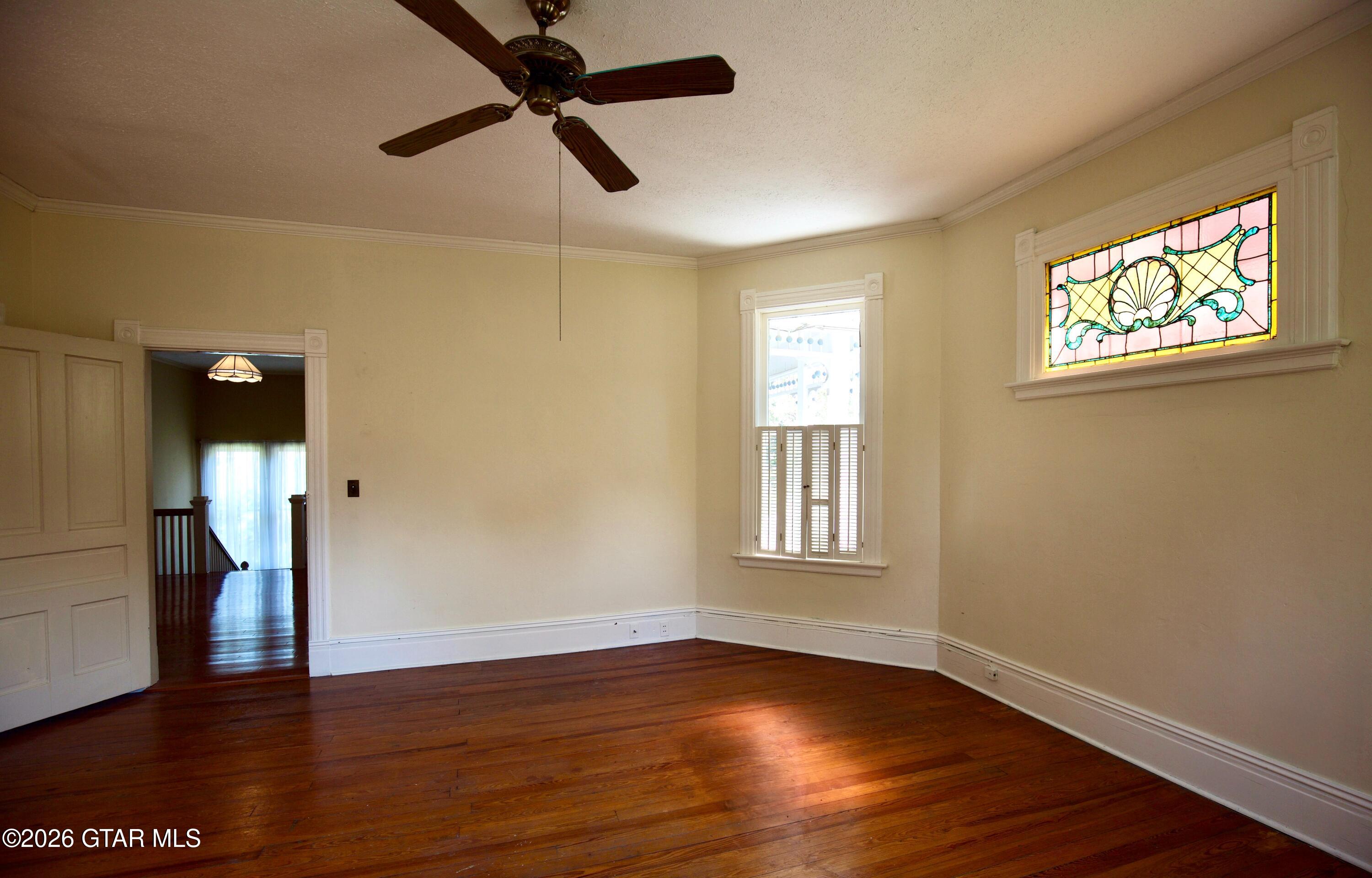 1001 10th Street N