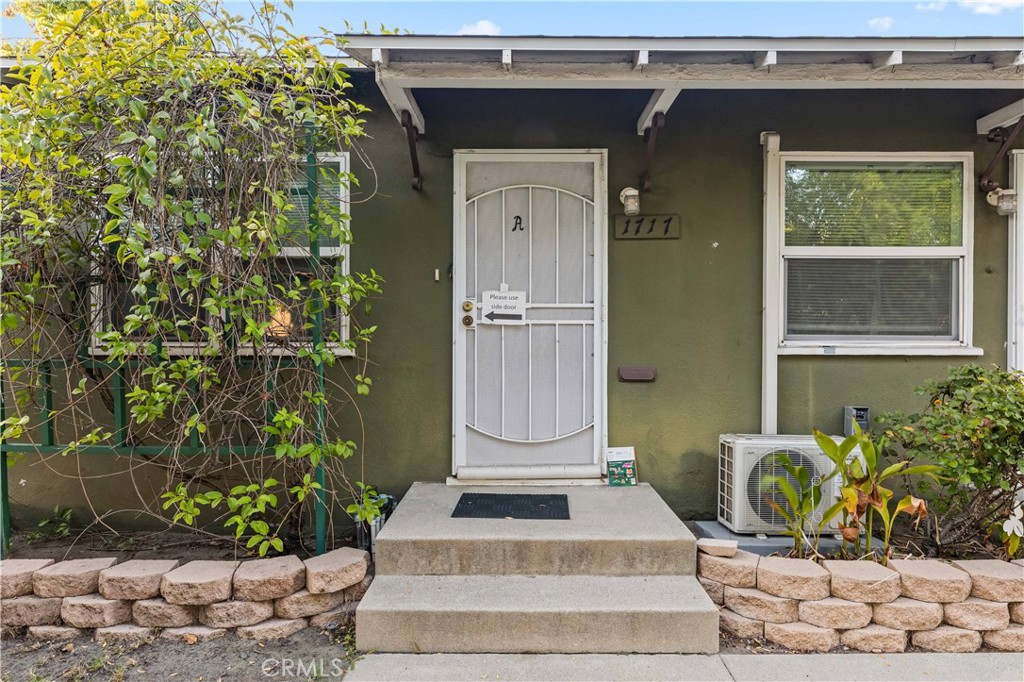 1717 E Chevy Chase