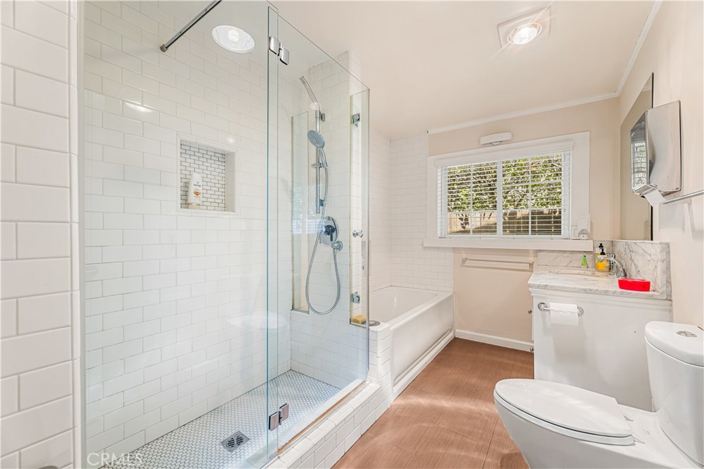 2361 Pelham