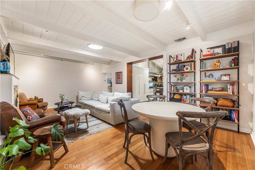 2361 Pelham