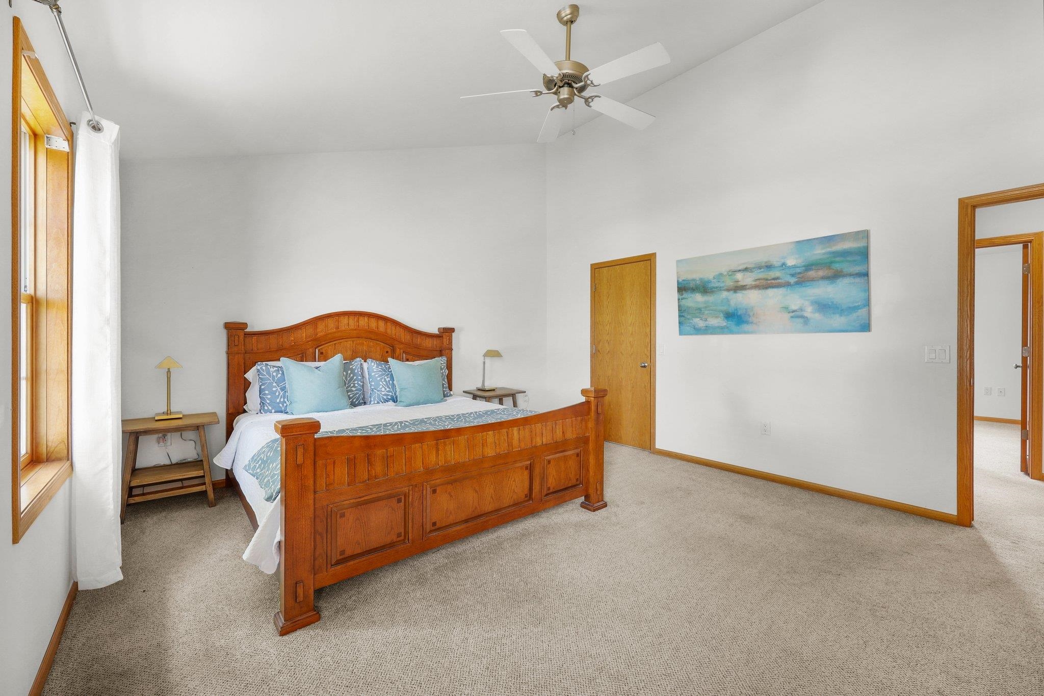 402 East Hill Parkway