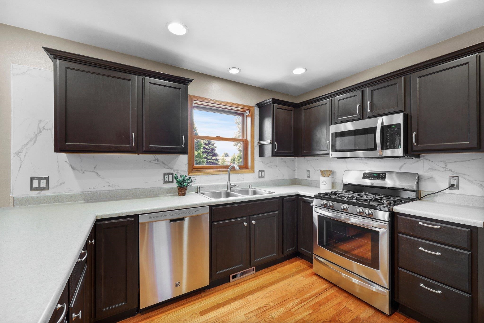 402 East Hill Parkway