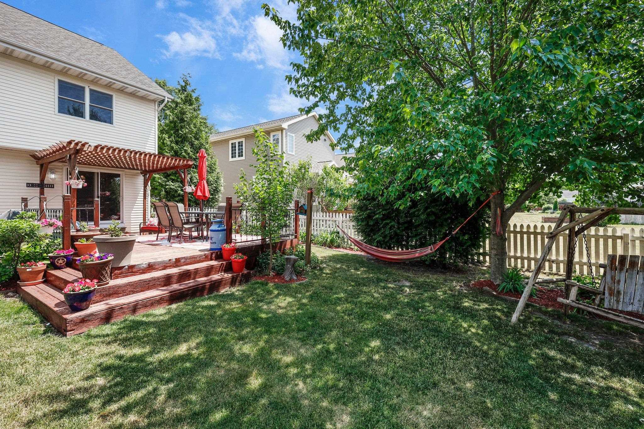 402 East Hill Parkway