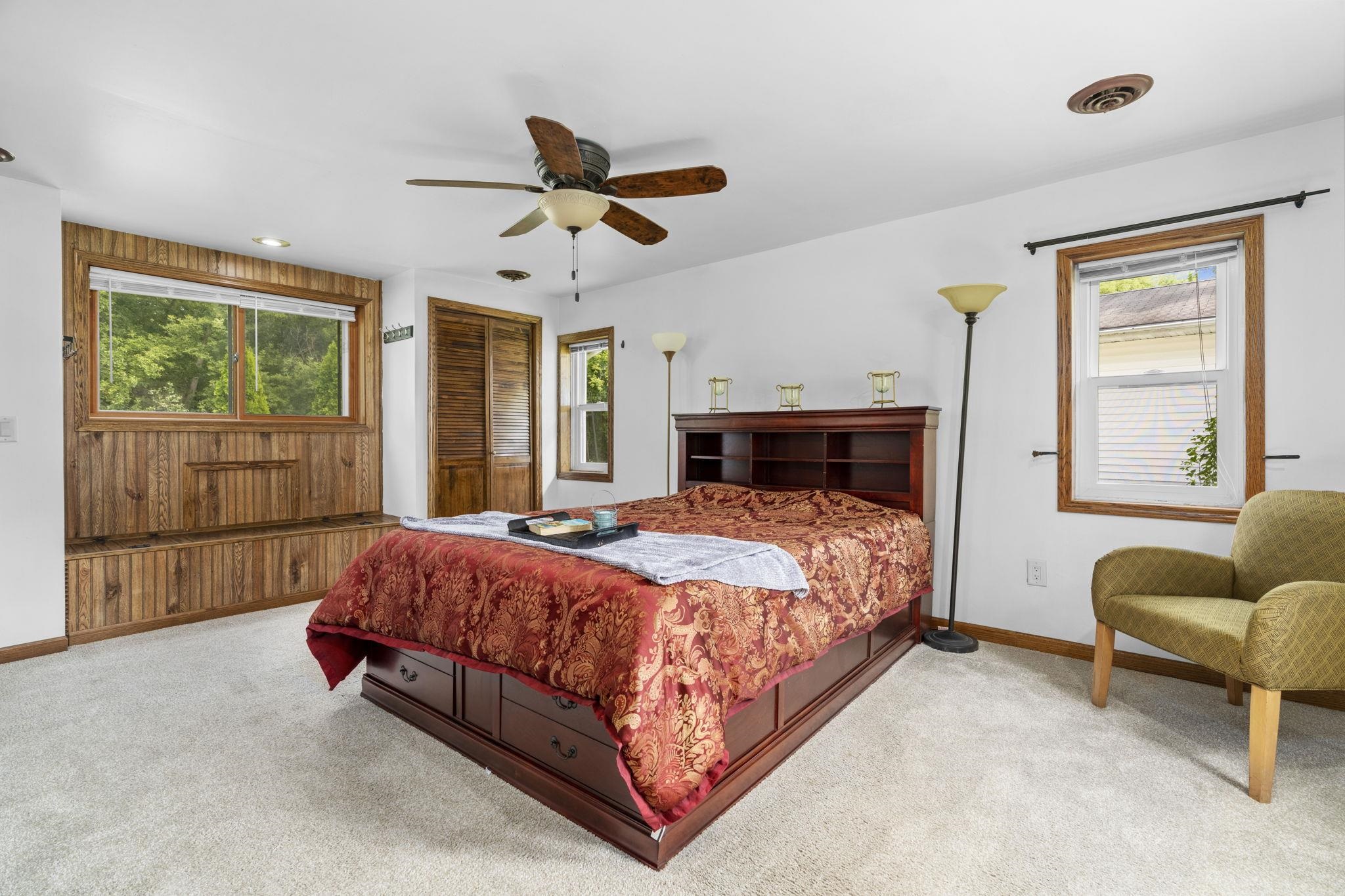 2400 Seminole Highway