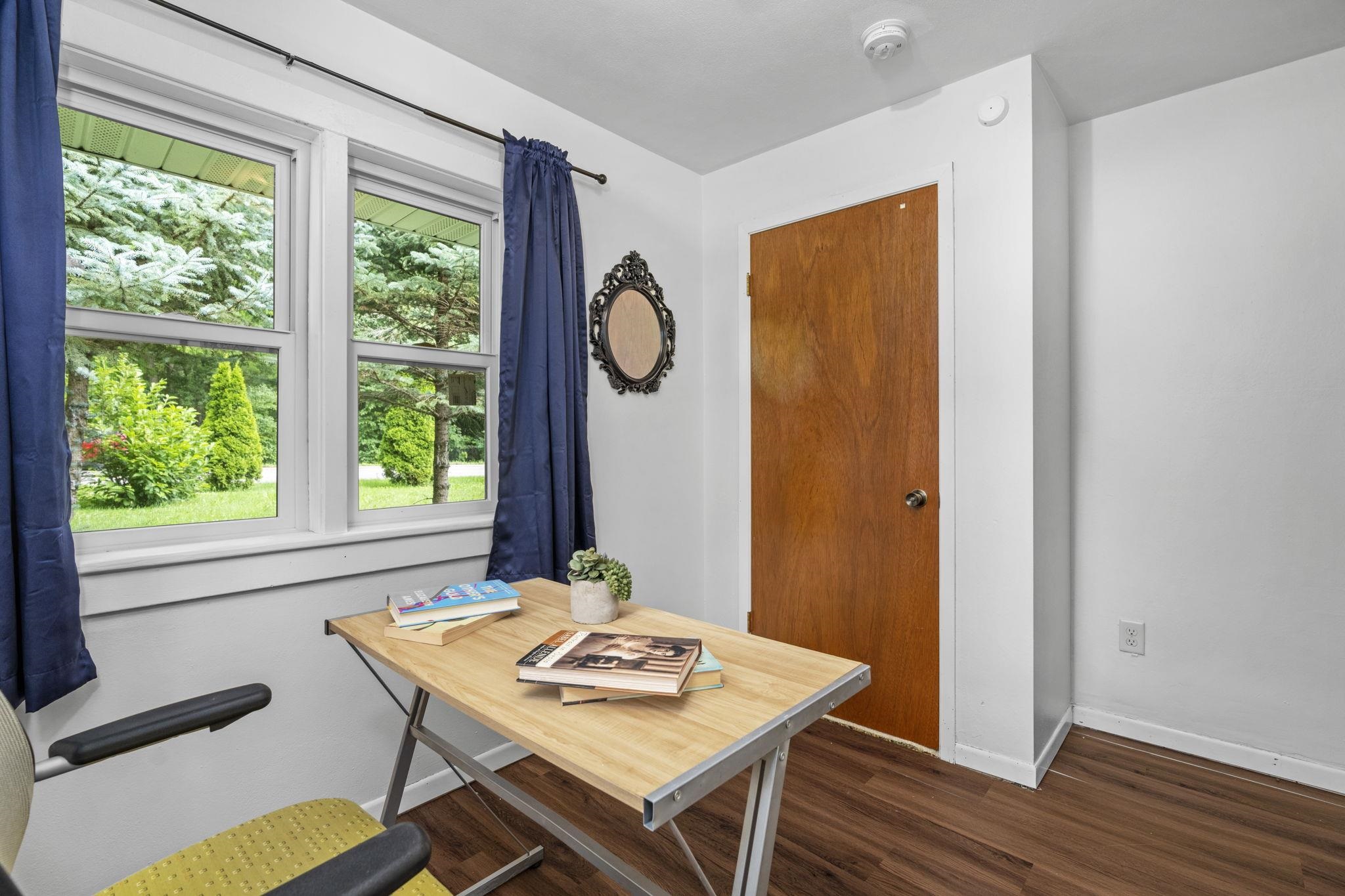 2400 Seminole Highway