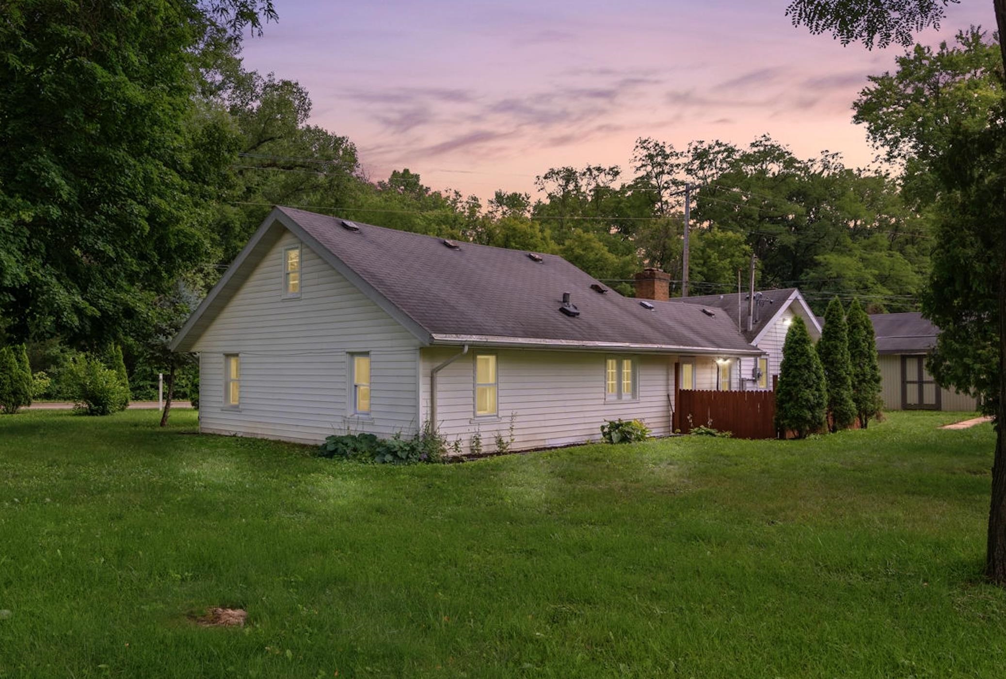 2400 Seminole Highway