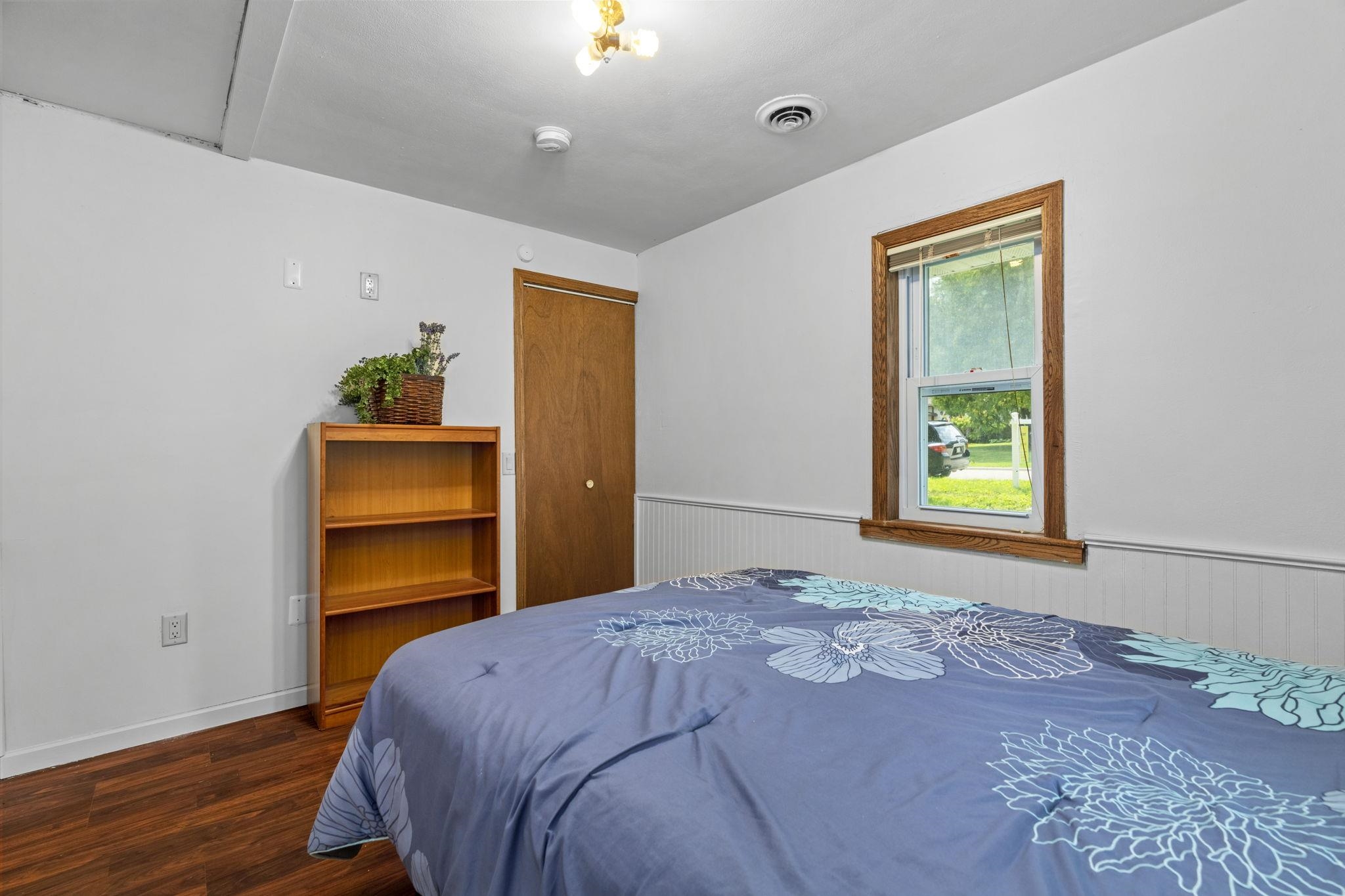 2400 Seminole Highway