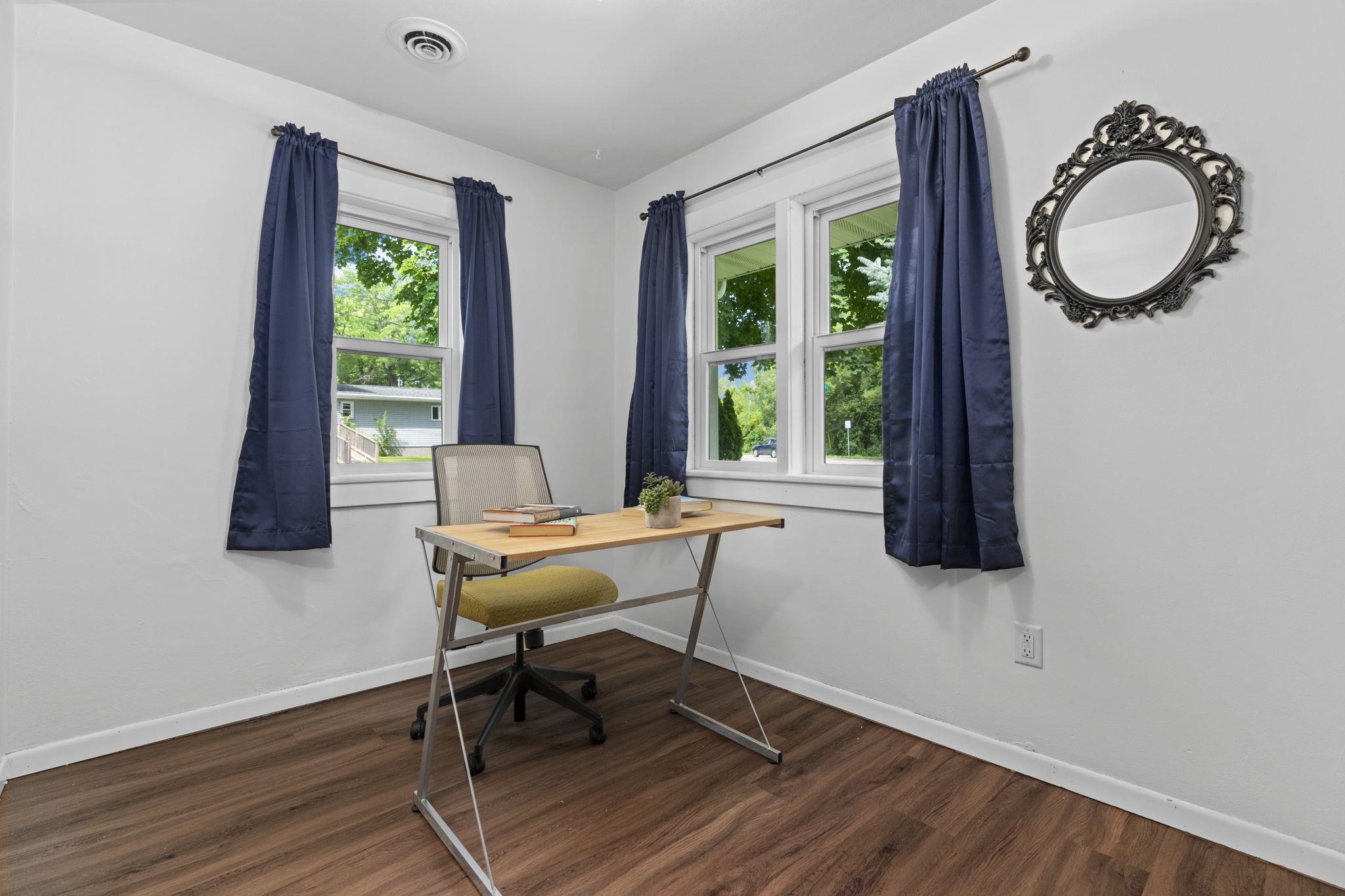 2400 Seminole Highway