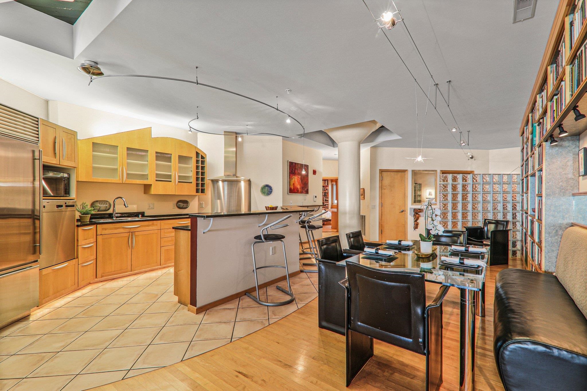155 E Wilson Street 403