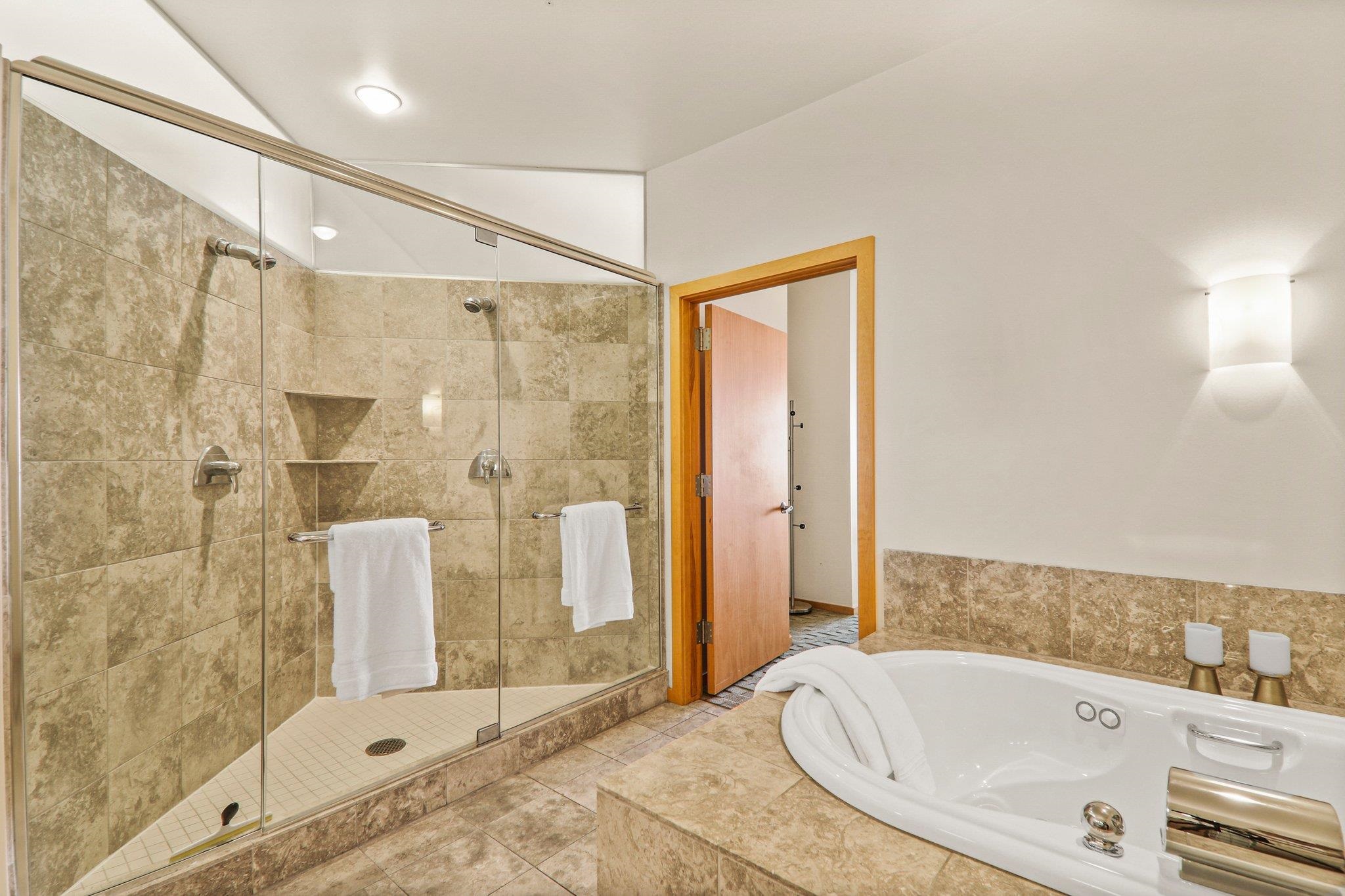 155 E Wilson Street 403
