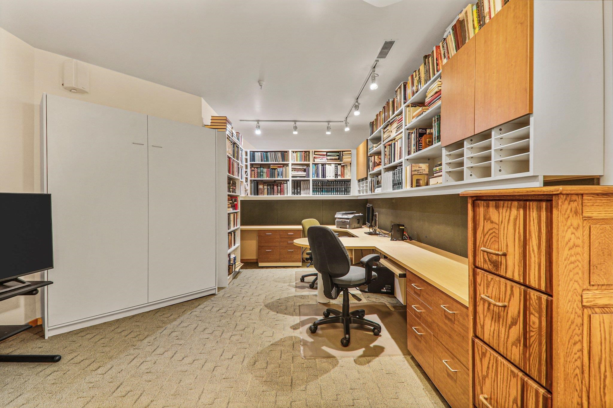 155 E Wilson Street 403