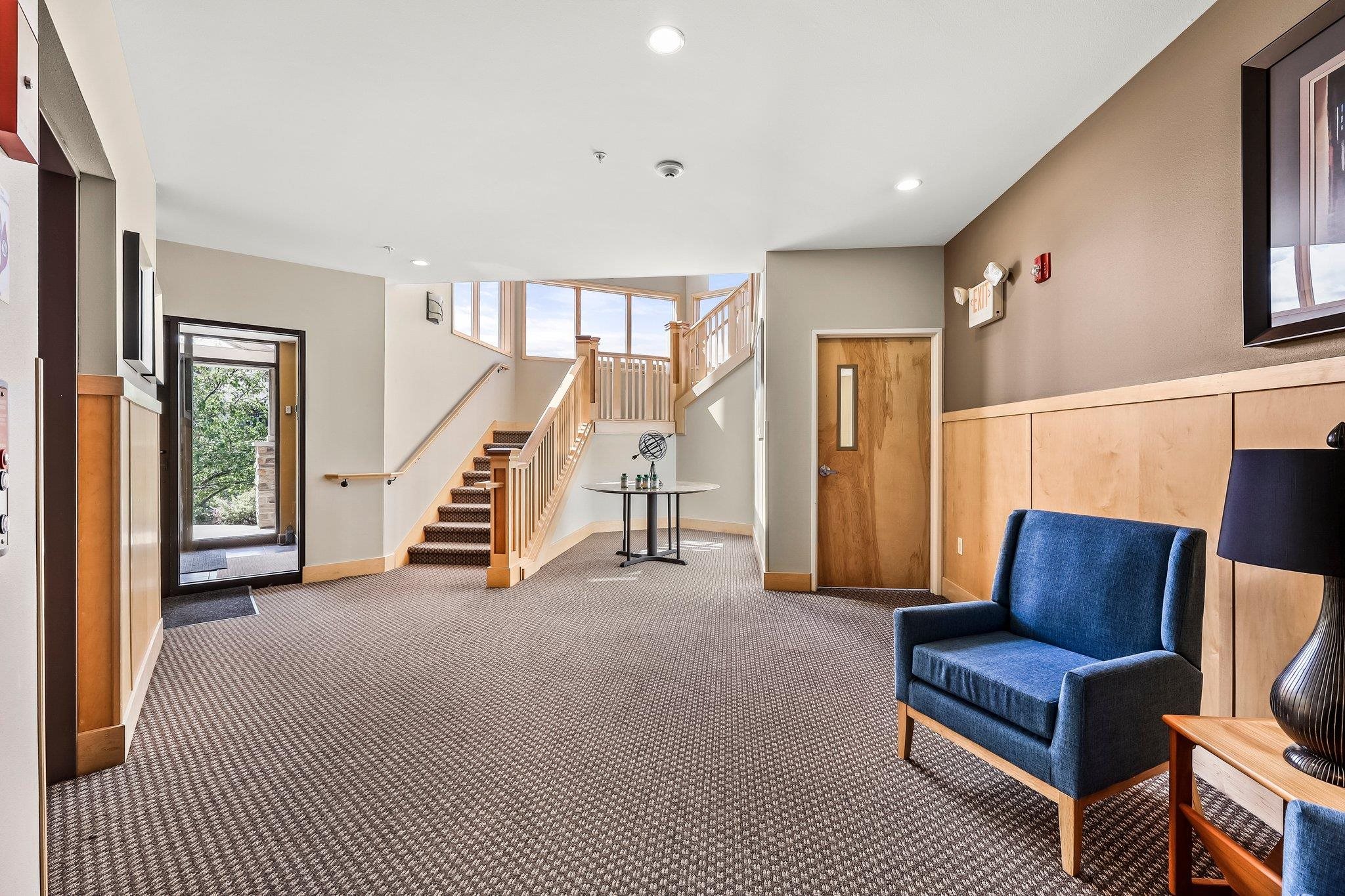 10 Glen Brook Way 103