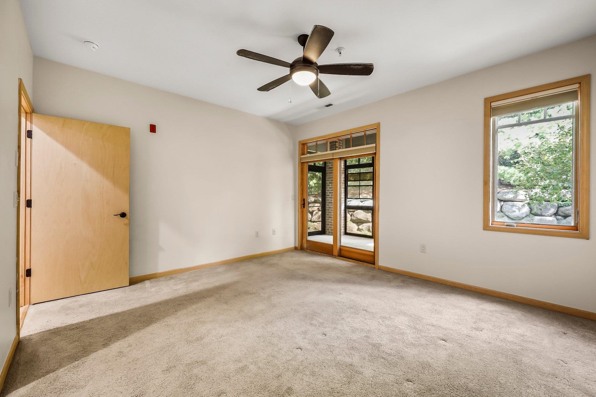 10 Glen Brook Way 103