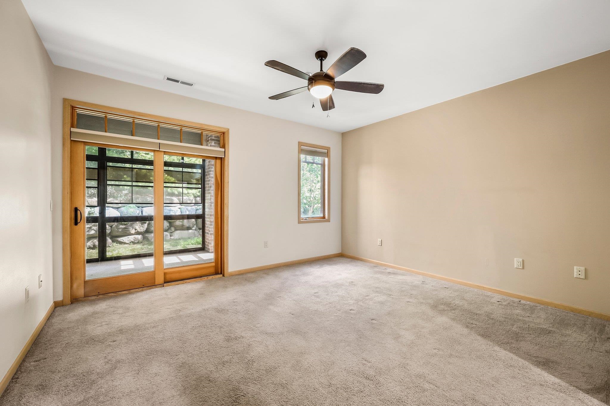 10 Glen Brook Way 103