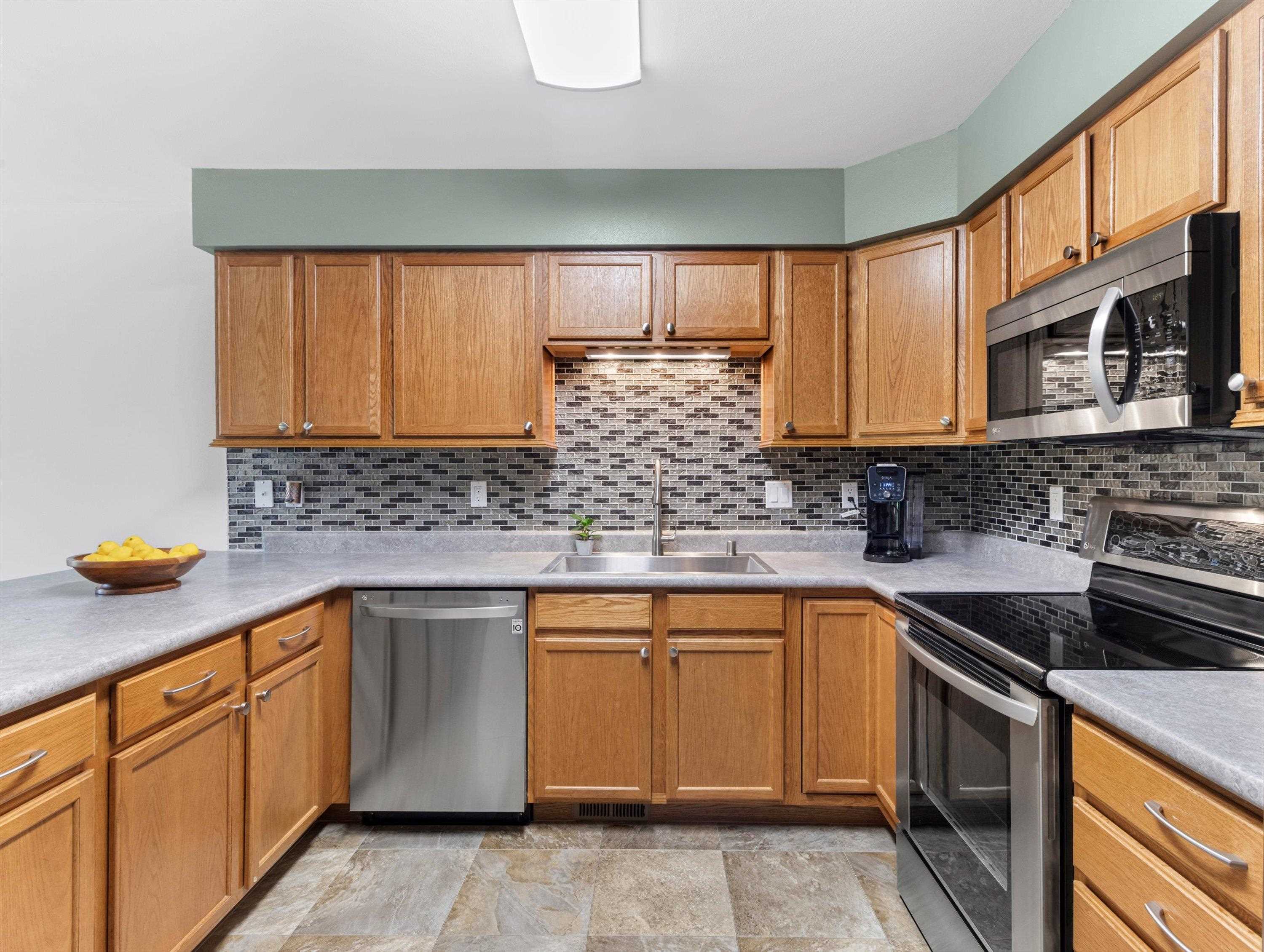 315 Vorndran Drive 2