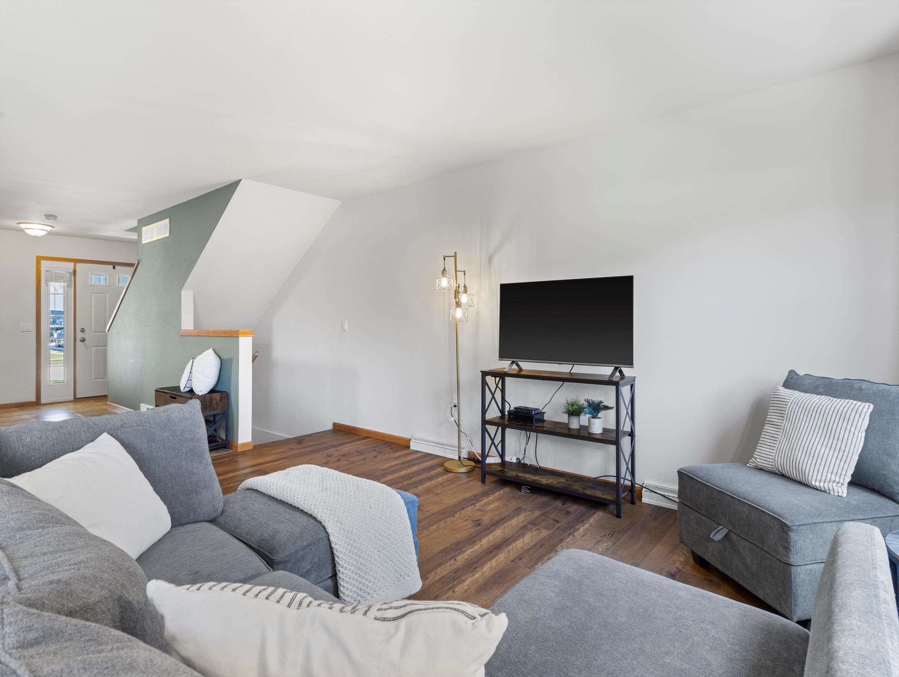 315 Vorndran Drive 2