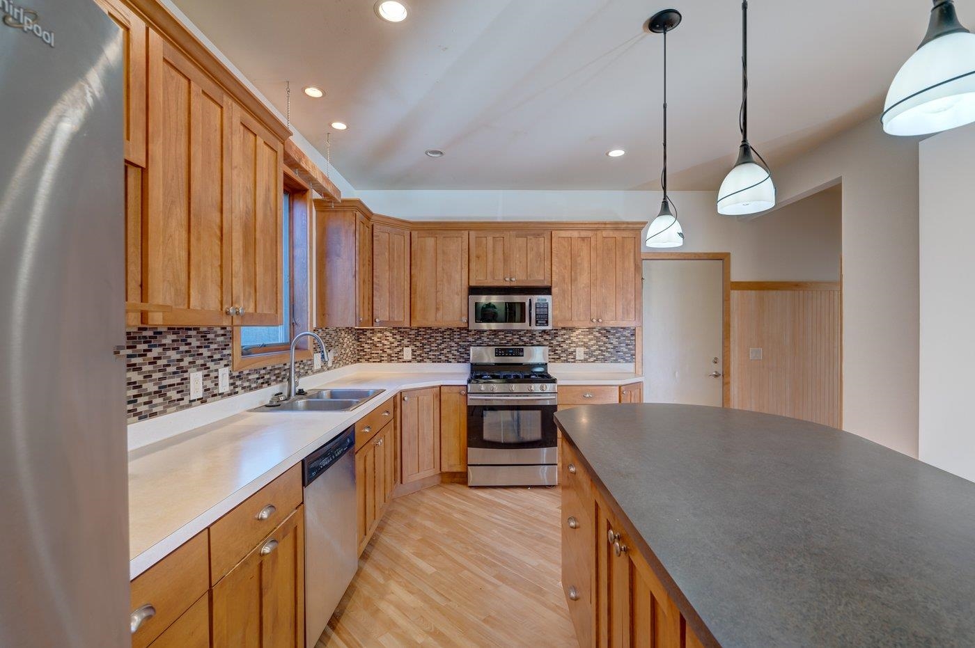 6950 Friendship Lane