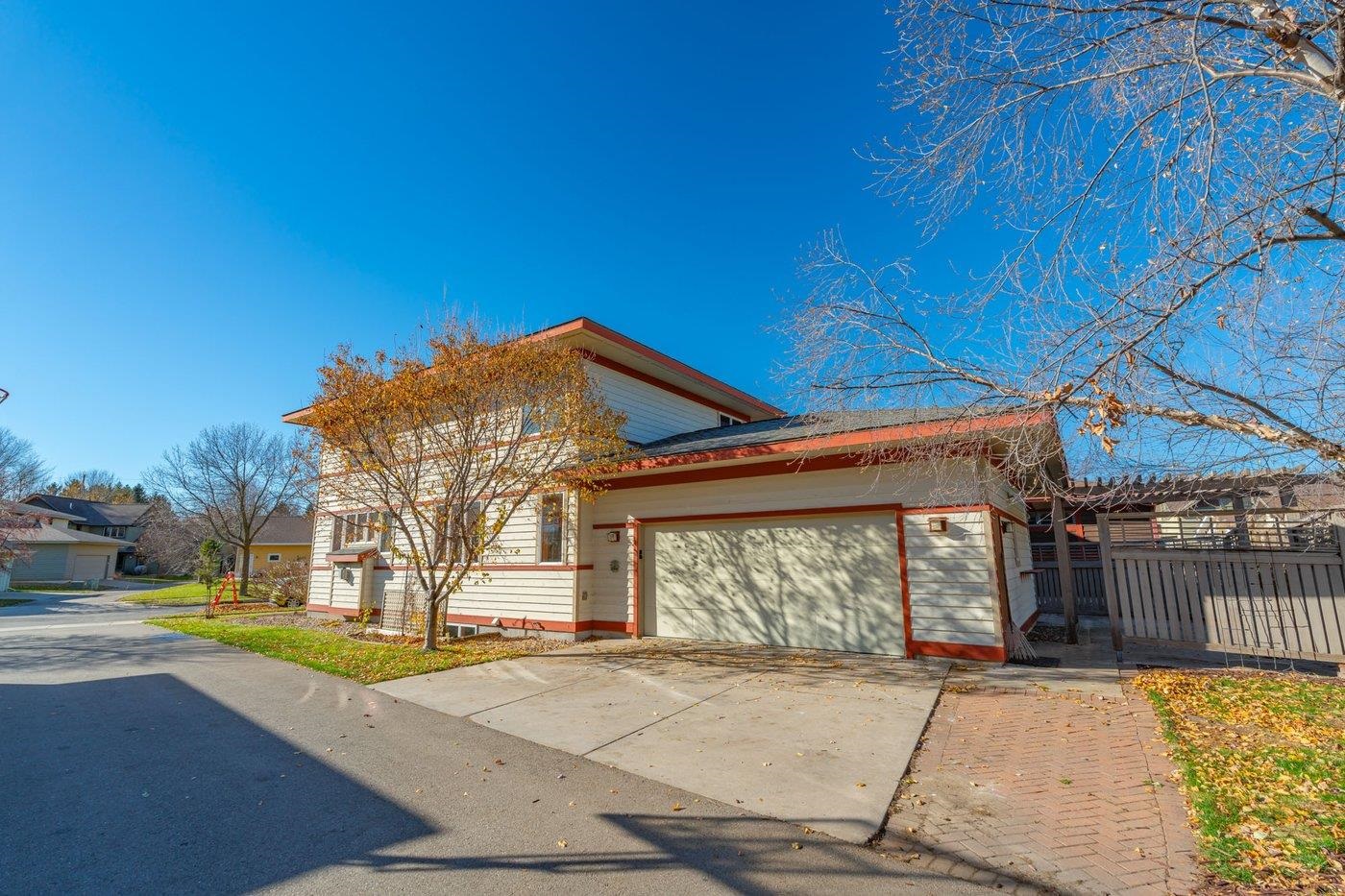 6950 Friendship Lane