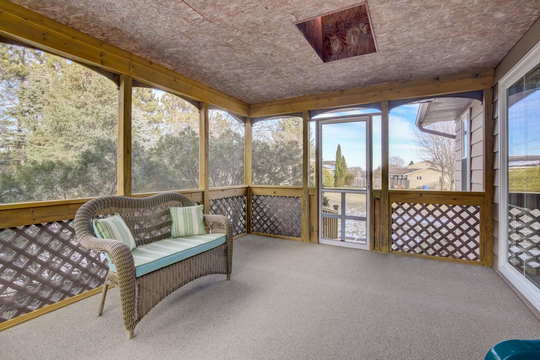 W8002 Whitetail Drive