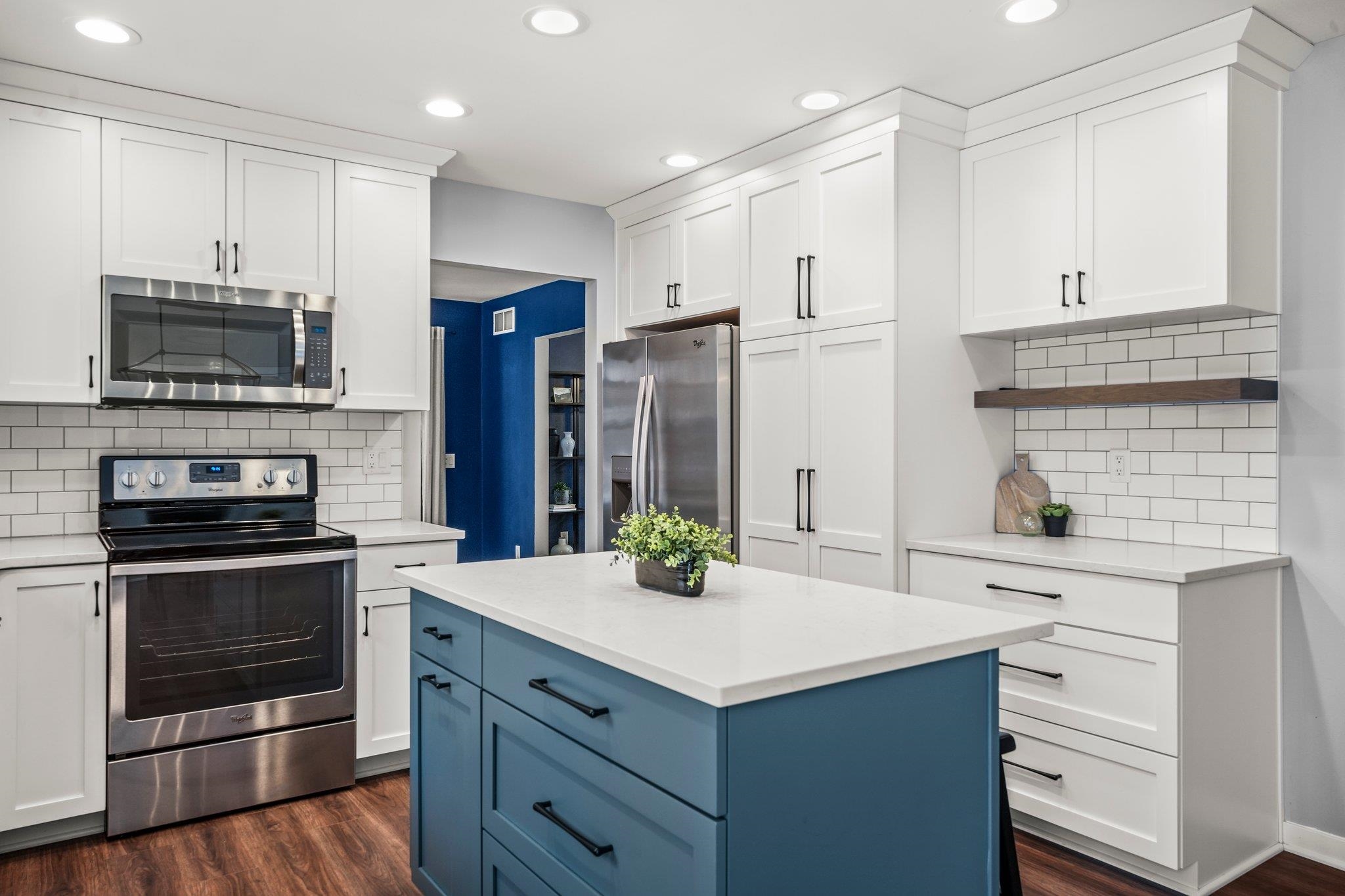 201 Westridge Parkway