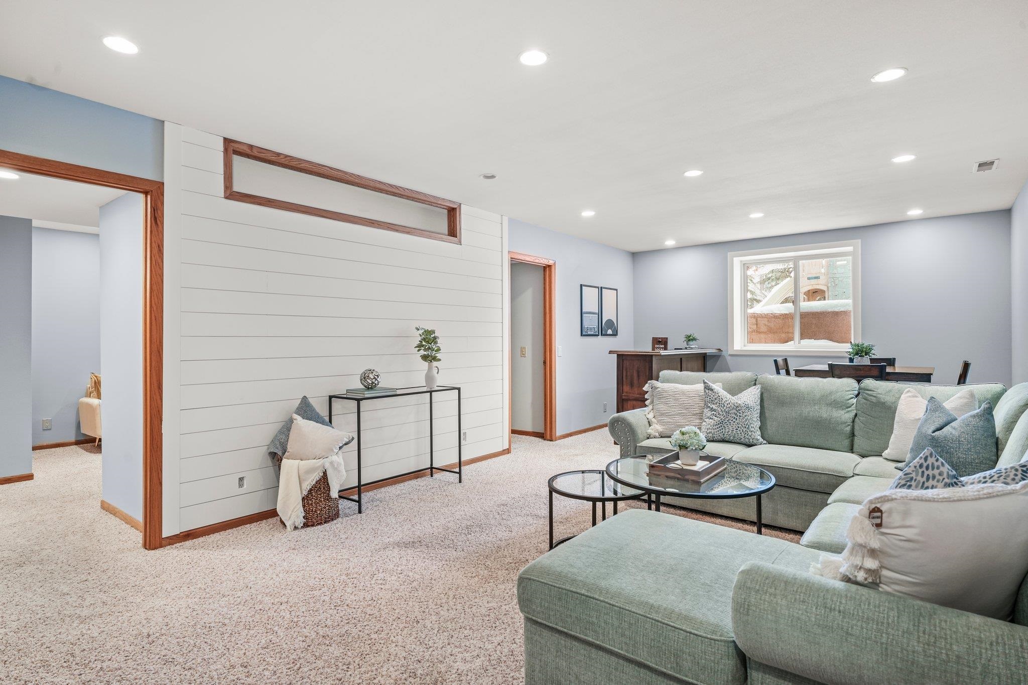 201 Westridge Parkway